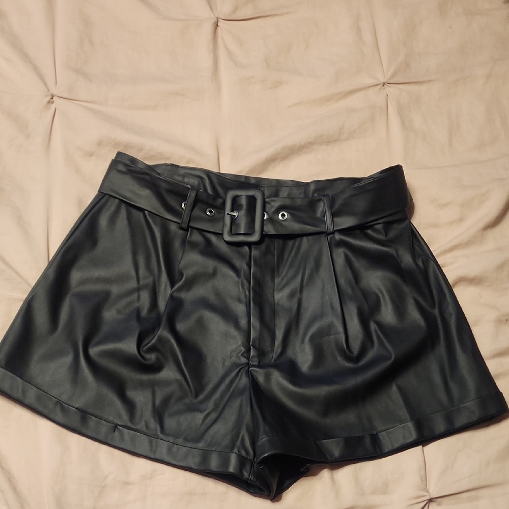 High-Waist Faux Leather Belted Shorts - Black